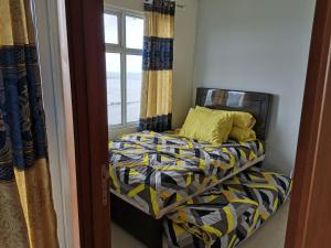 5 Beds 2 Bedroom Floor 20, Sea View, Fast Internet