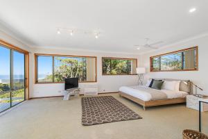 Seascape @ 19 Pindari - privacy, space, views