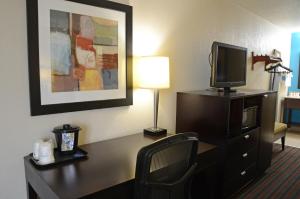 Double Room with Two Double Beds - Non-Smoking room in Baymont by Wyndham Nashville Airport