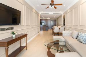Luxury apt opposite MyKhe Beach Da Nang