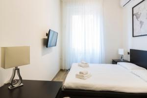 Yellow Line Apartment