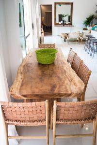 Teak Hill Pool Villa-Michelia