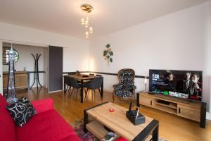 Appartements L'epopee de l'Avenue - Parking - Avenue de Champagne - Epernay : photos des chambres