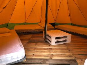 Campings Camping Le Canoe : photos des chambres