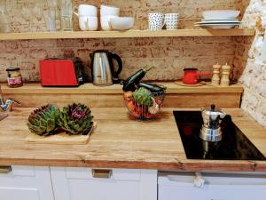 Romantic Rooftop View Hideaway- Old Town Nr 404