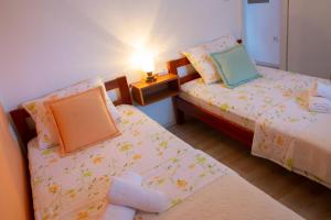 APARTMENT TONY - 2bdr Beachfront