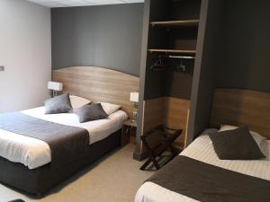 Hotels Hotel du Commerce : Chambre Triple - Occupation simple - Non remboursable