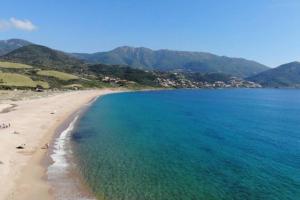 Maisons de vacances Demi villa a 250m de la plage avec vue sur mer : photos des chambres