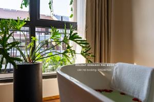 Minimalist & Modern Apartment I