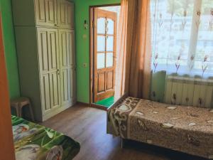 Classic Triple Room room in Guest House on Samshitovaya