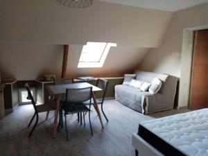 B&B / Chambres d'hotes Chambres d'hotes les Clematites en Cotentin : photos des chambres