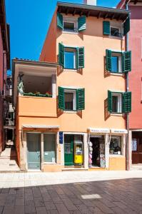 Apartments Carera 42