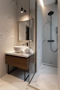 Harbour Residence Apartments 