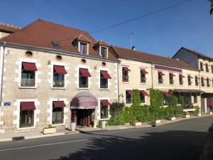 Hotels Hotel De La Loire : photos des chambres