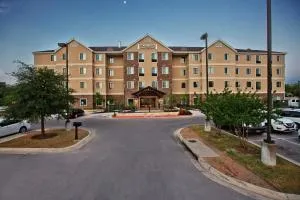 Staybridge Suites Austin South Interstate Hwy 35 by IHG - Бьюда