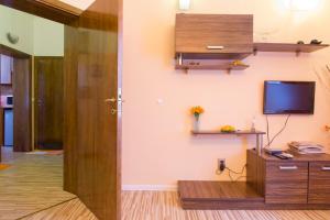 Orange Flower Apartments