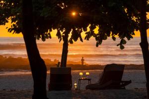 150 metres north of Super Costa, Puntarenas, Costa Rica.