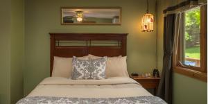 Hawk Valley Retreat & Cottages