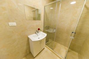 Studio with Terrace room in Apartmani Stari Grad