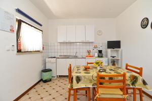 Apartments Mile 1249