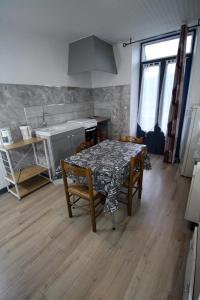 Appartements Les Meubles des Coteaux d'Aix : photos des chambres