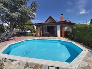 Pool jacuzzi dreams
