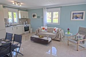 Ekavi • Ancient Stagira Apts • Chalkidiki