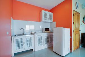 Patumnak Beach Guesthouse