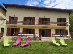 Two-Bedroom Villa room in Complex Adela Transfăgărășan