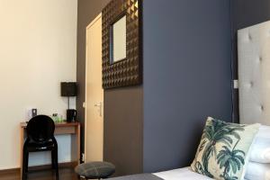 Twin Room room in Quentin Amsterdam Hotel