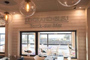 Hotels The Originals Boutique, Hotel Neptune, Berck-sur-Mer : photos des chambres
