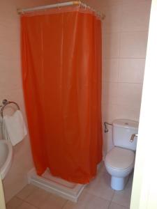 Single Room with Private Bathroom room in Hostal Cal Siles