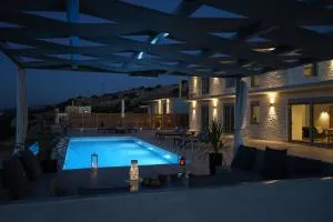 Eva Villas West with infinity pool & and panoramic sea view - Yeránion