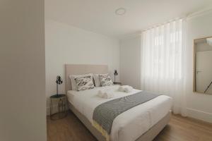 Vibrant Host - Heroismos Metro