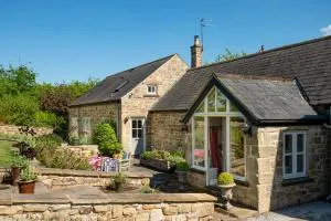 Throphill Grange - Longwitton