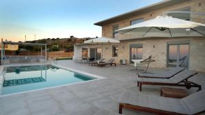 Eva Villas East, with infinity pool & and panoramic sea view Rethymno Greece