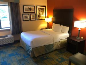 Double Room - Disability Access room in La Quinta by Wyndham Plattsburgh