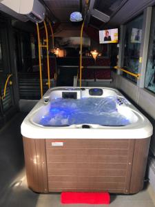Maisons de vacances L Arret de Bus Insolite & SPA : photos des chambres