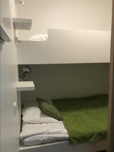 Lomakaksio Vierumäen golfkentän vieressä