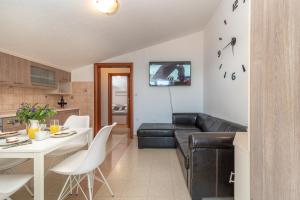 Stela; charming 1bedroom apt. with a stunning view