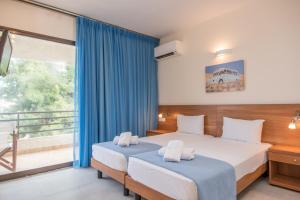 Lido Hotel Korinthia Greece
