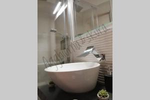 Agghiorna&skura house