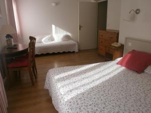 Hotels Hotel Le Clos des Pins : photos des chambres