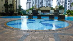 Comfortable 2BR Apartment at Mediterania Palace Residence By Travelio