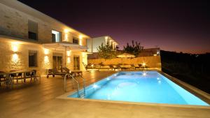 Eva Villas West and East with 2 private infinity pool & and panoramic sea view Rethymno Greece