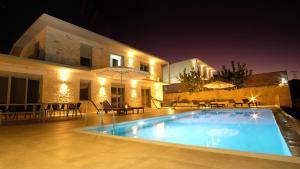 Eva Villas West and East with 2 private infinity pool & and panoramic sea view Rethymno Greece