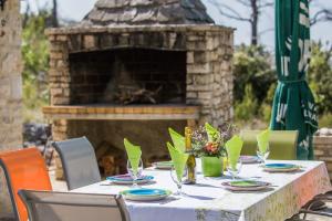 House Vesna Kupinova