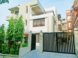 Hotel Akash Palace - 诺伊达