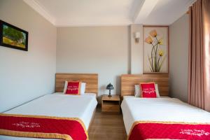 Candy Hotel Hạ Long