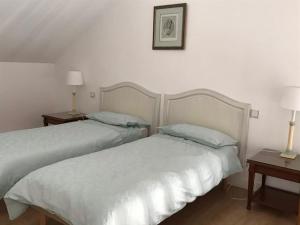 Maisons de vacances Les Brizards, L'Auberge - Morvan (8 personnes) : photos des chambres